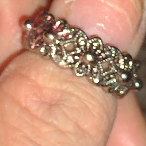 Vintage Filigree Style Silver and Marcasite Band sz 7 - Picture 3 of 3